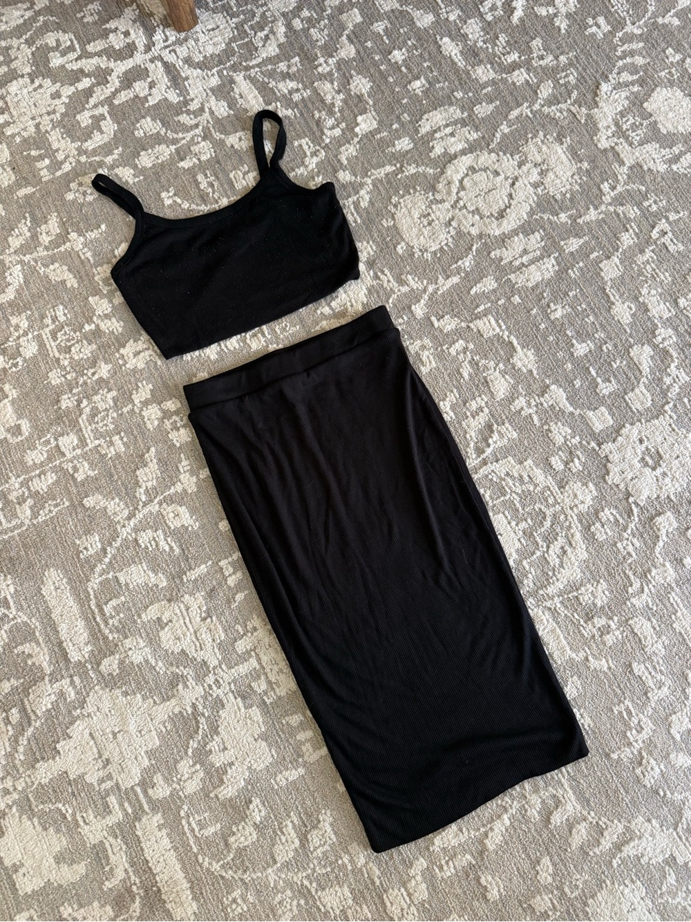Active USA Black ribbed 2 piece skirt cropped top set size small